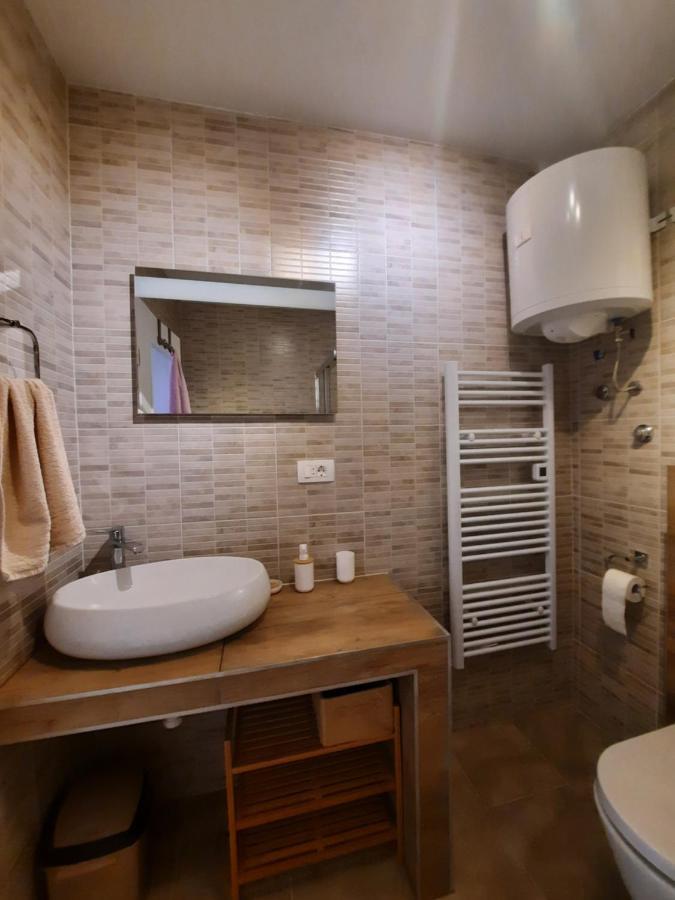 Ferienwohnung Manda Ljubetic Sutivan Exterior foto