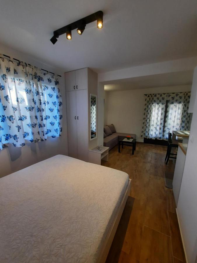 Ferienwohnung Manda Ljubetic Sutivan Exterior foto