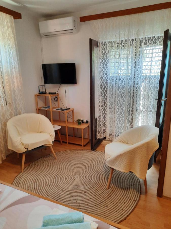 Ferienwohnung Manda Ljubetic Sutivan Exterior foto
