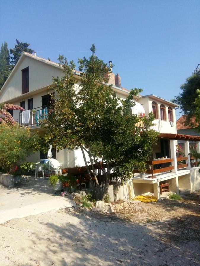 Ferienwohnung Manda Ljubetic Sutivan Exterior foto