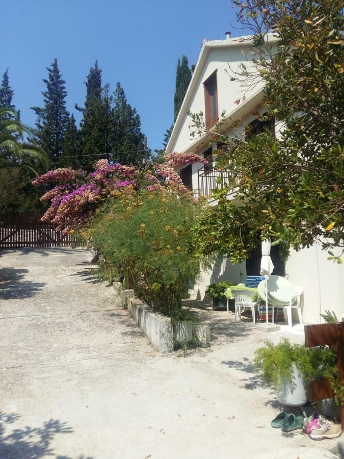 Ferienwohnung Manda Ljubetic Sutivan Exterior foto