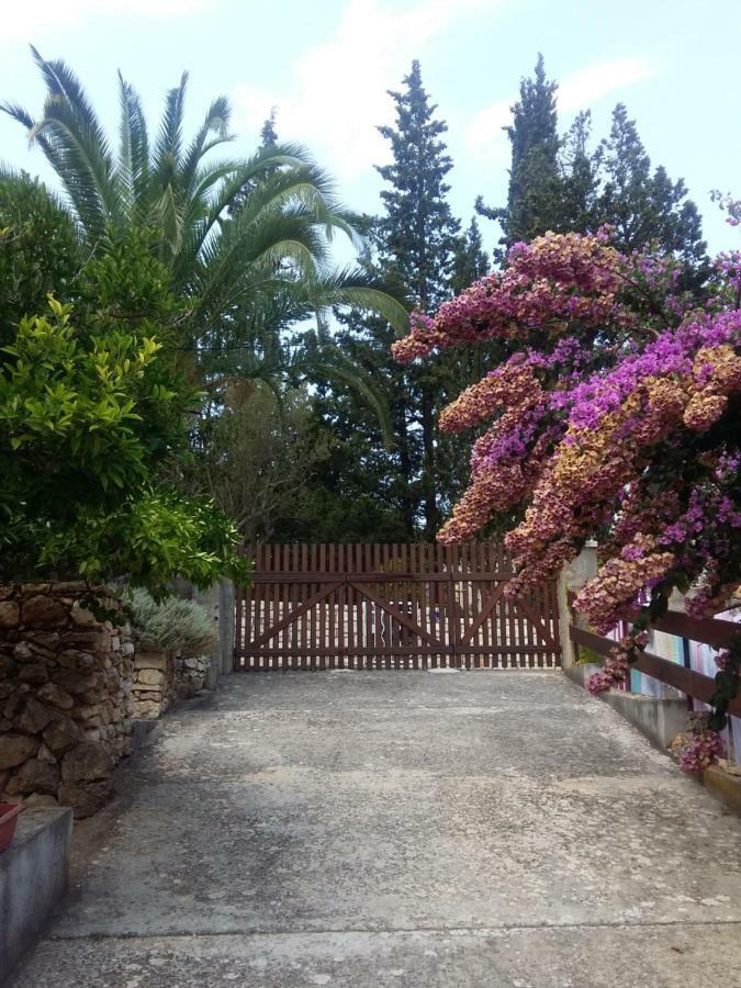 Ferienwohnung Manda Ljubetic Sutivan Exterior foto